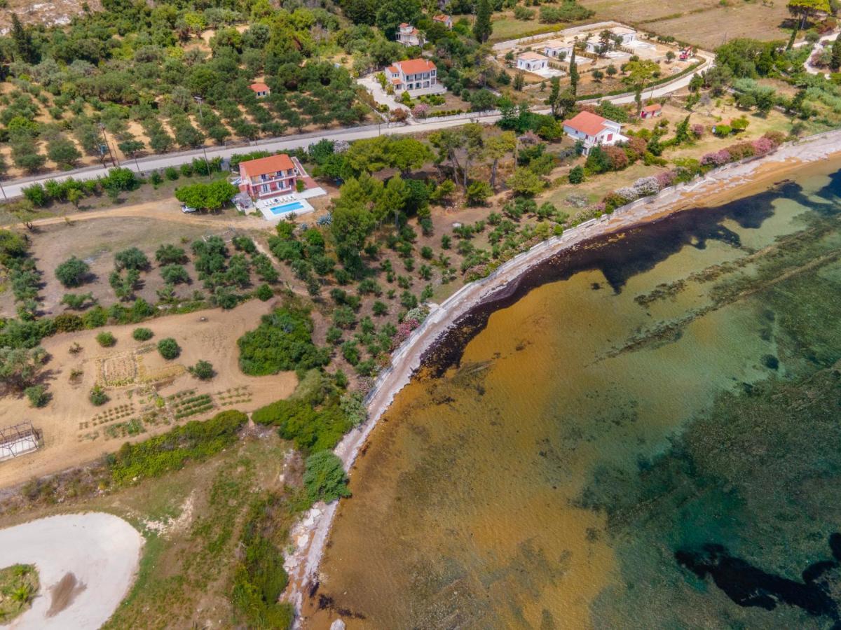 Villa Ostria Lixouri Exterior photo