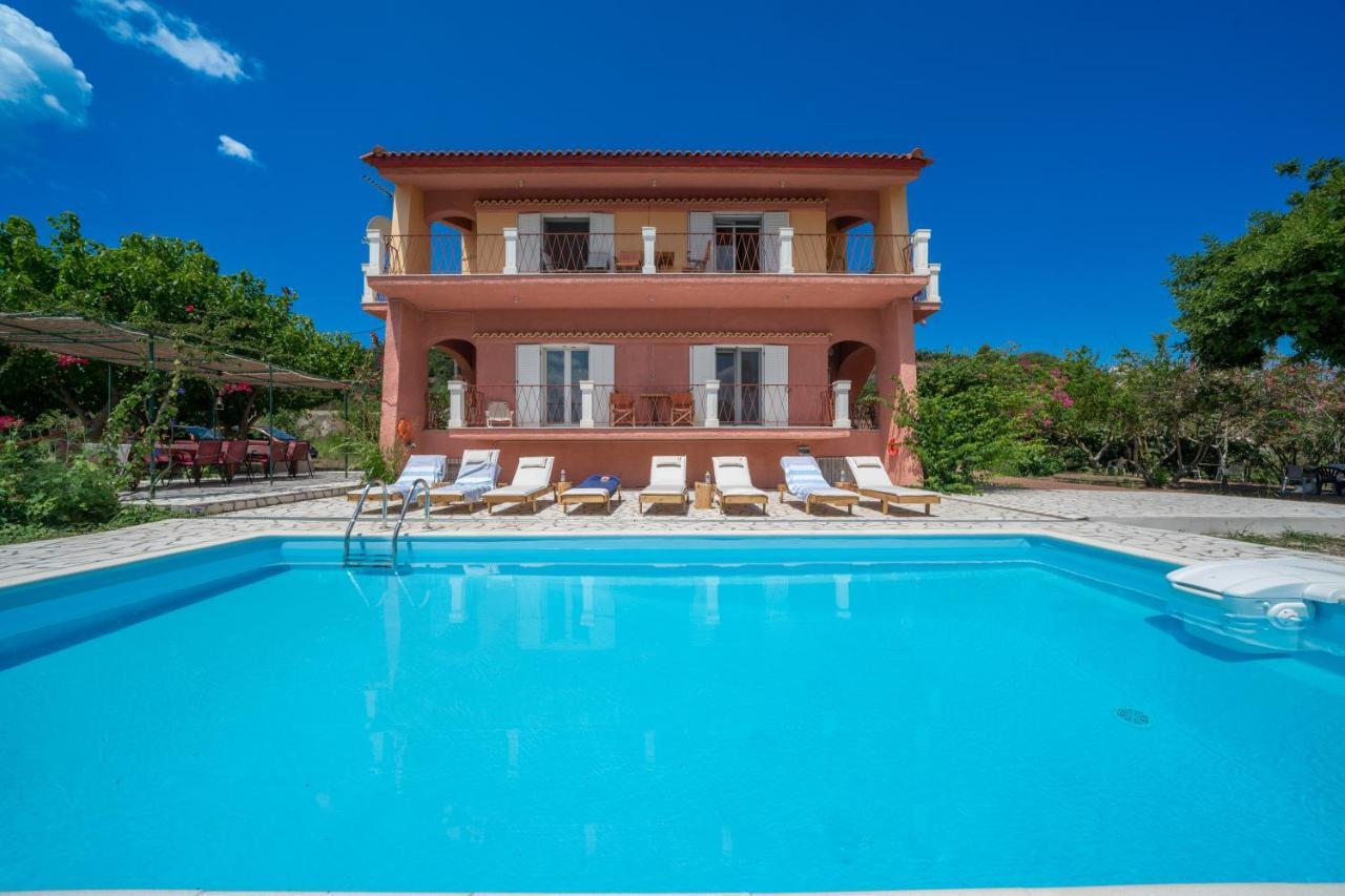Villa Ostria Lixouri Exterior photo