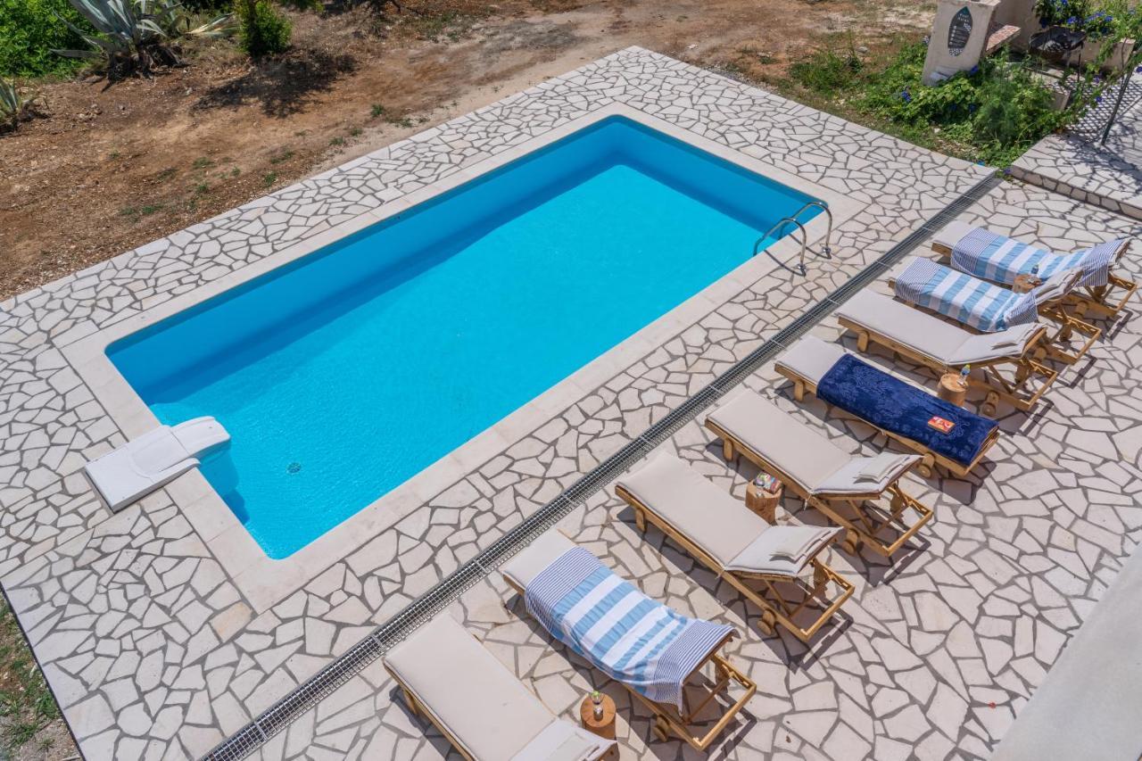 Villa Ostria Lixouri Exterior photo
